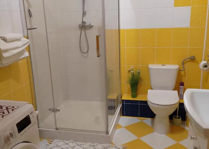 Z Widokiem Na Marine شقة